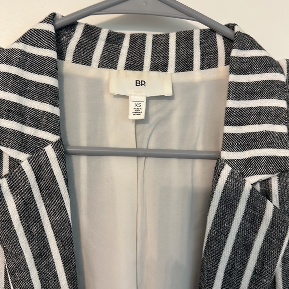 BP Striped Linen Blaser Size XS - Picture 3 of 4